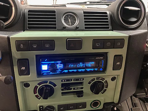 Land Rover Defender 2016 Alpine UTE-200BT, SWE-1200 AMP subwoofer install