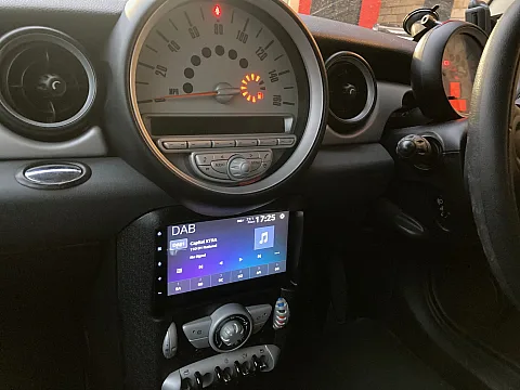 Mini R56 2013 fitted Pioneer SPH-DA360DAB Wireless CarPlay stereo