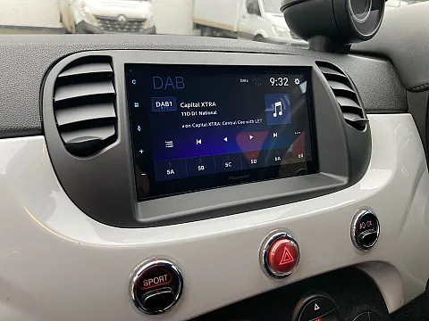 Fiat 500 Abarth 2106 Pioneer SPH-DA360DAB CarPlay Stereo, Reversing Camera