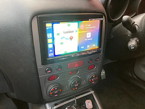 Alfa Romeo 2004 Pioneer AVH-Z9200DAB, reversing camera installed