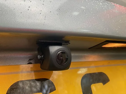 Alfa Romeo 2004 Pioneer AVH-Z9200DAB, reversing camera installed