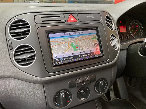 VW Golf 2006 Kenwood DNX7170DABS Multimedia Upgrade