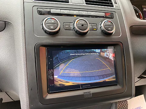 VW Touran 2014 upgraded with Kenwood DMX5020DABS CarPlay stereo
