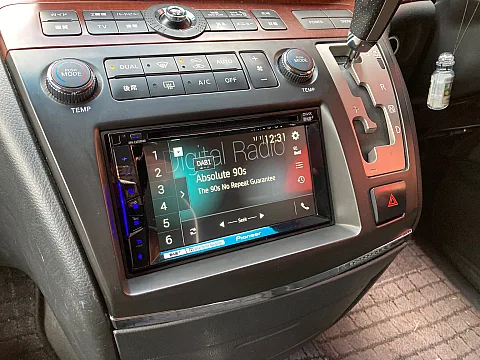 Nissan Elgrand 2005 upgraded with Pioneer AVH-Z3200DAB CarPlay Stereo