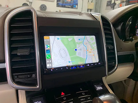 Porsche Cayenne 2014 upgraded with Alpine ILX-705D Multimedia Stereo