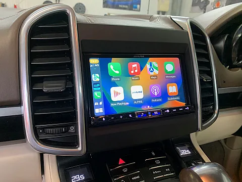 Porsche Cayenne 2014 upgraded with Alpine ILX-705D Multimedia Stereo