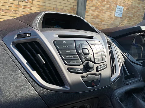 Ford Transit Custom 2016 factory radio