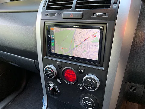 Suzuki Grand Vitara 2009 fitted JVC KW-M565DBT CarPlay stereo