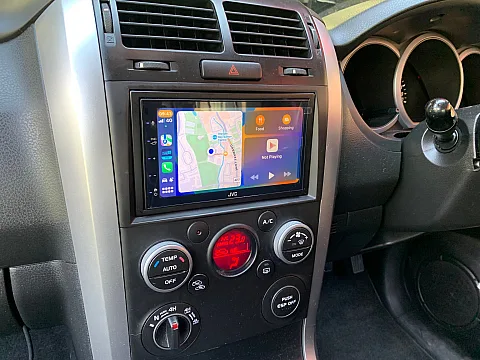 Suzuki Grand Vitara 2009 fitted JVC KW-M565DBT CarPlay stereo
