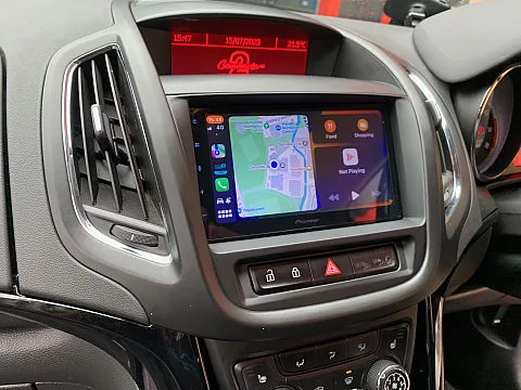 Vauxhall Zafira 2016 upgraded with Pioneer SPH-DA160DAB CarPlay stereo