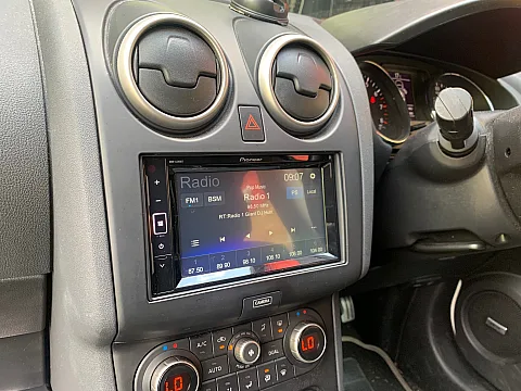Nissan Qashqai 2013 fitted with Pioneer DMH-A240BT Multimedia Stereo
