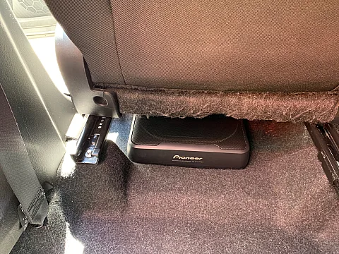 Suzuki Vitara 2016 upgraded with Pioneer TS-WX130EA underseat subwoofer
