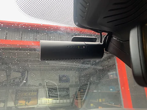 BMW 5 Series 2019 Blackvue DDR590X-2CH Dash Cam Installed