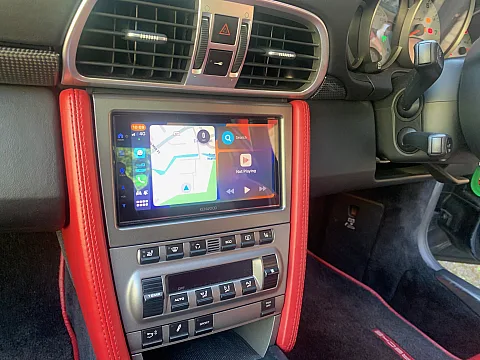 Porsche 997 2007 fitted with Pioneer SPH-DA360DAB CarPlay stereo