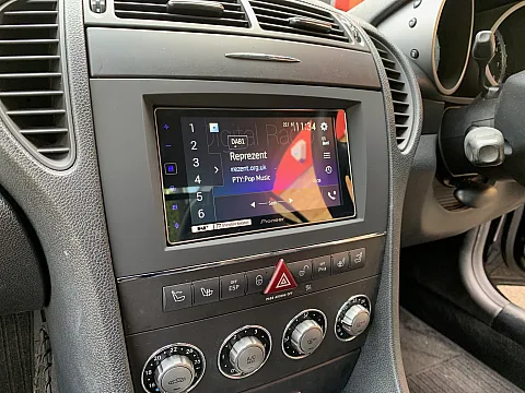 Mercedes SLK 2009 fitted with Pioneer SPH-DA130DAB CarPlay Stereo
