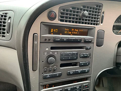 Saab 9.5 2005 factory radio