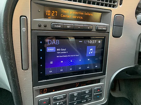 Saab 9.5 2005 upgraded with Pioneer SPH-DA160DAB CarPlay stereo