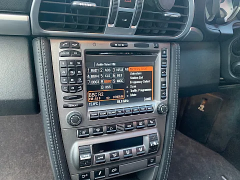 Porsche 997 Factory radio