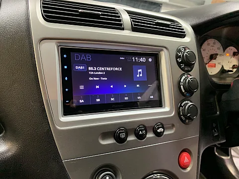 Honda Civic 2004 upgraded with Pioneer SPH-DA160DAB CarPlay Stereo