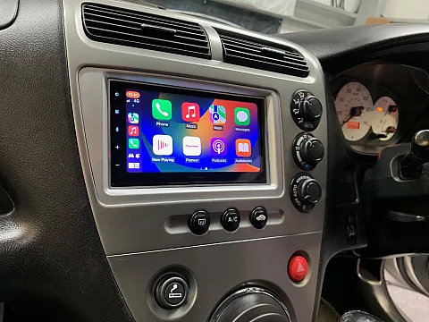 Honda Civic 2004 upgraded with Pioneer SPH-DA160DAB CarPlay Stereo