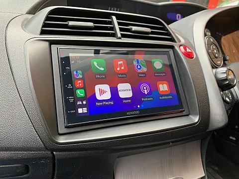 Honda Civic 2006 fitted with Kenwood DMX5020DABS CarPlay Android Auto stereo