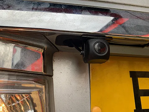 Toyota Alphard 2007 fitted with Kenwood DMX8021DABS CarPlay Stereo