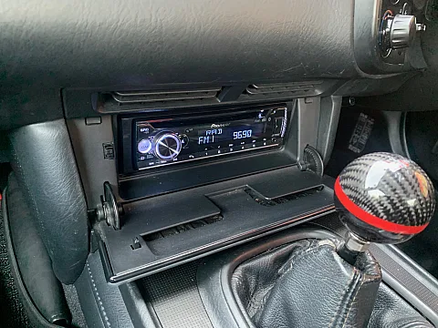 Honda S2000 2005 upgraded with Pioneer DEH-S720DAB Car Stereo