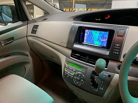 Toyota Estima 2010 upgraded with Pioneer AVH-Z3200DAB Multimedia Stereo