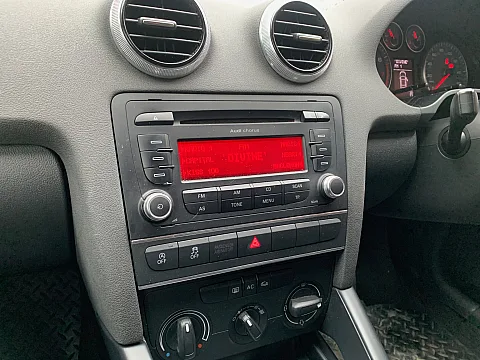 Audi A3 2010 Factory radio