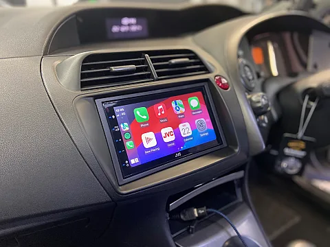 Honda Civic Type S upgraded with JVC KW-M560BT Multimedia Stereo