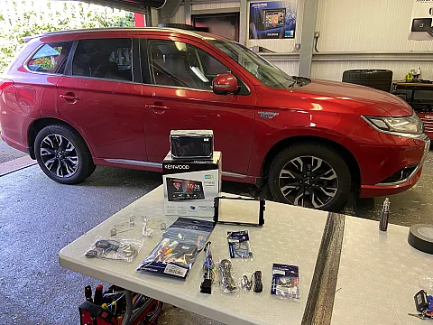 Mitsubishi Outlander 2017 fitted with Kenwood DMX8021DABS Car Stereo