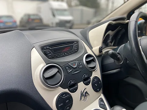Ford KA 2012 factory radio