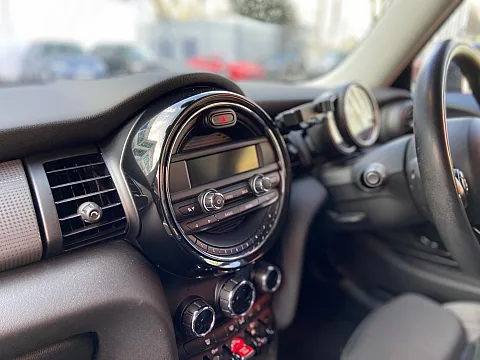 Mini Cooper D 2014 factory radio