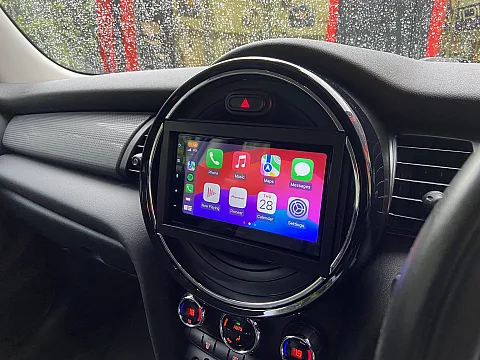 Mini Cooper D 2014 upgraded with Pioneer SPH-DA360DAB Wireless CarPlay Stereo