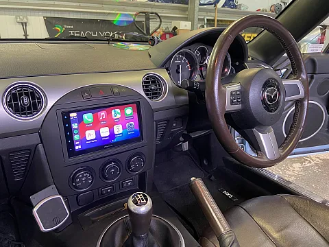 Mazda MX-5 2008 Upgraded with Pioneer SPH-DA360DAB CarPlay Stereo
