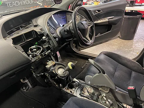 Honda Civic FN2 2005 Upgraded with Sony XAV-AX5650 Multimedia Stereo