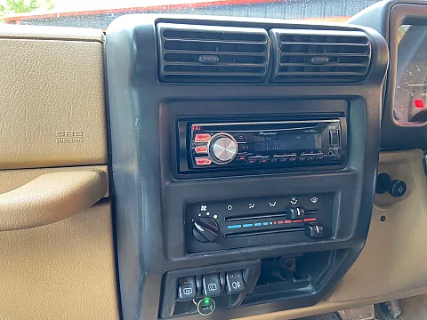 Jeep Wrangler Old Stereo