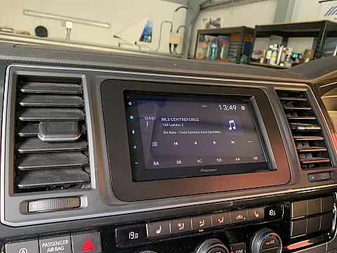 VW Caravell 2019 fitted with Pioneer SPH-DA360DAB CarPlay Android Stereo