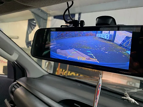 Toyota Hilux 2017 fitted with Pioneer VREC-150MD-EX front and rear dash cam and reversing camera.