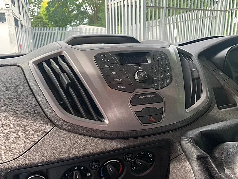 Ford Transit 2019 factory radio