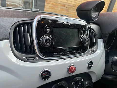 Fiat 500 2019 factory radio