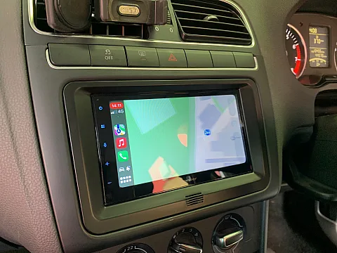 VW Polo 2010 fitted with Pioneer SPH-DA360DAB CarPlay stereo
