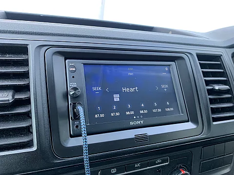VW Transporter T6 2017 upgraded with Sony XAV-AX1000 CarPlay stereo