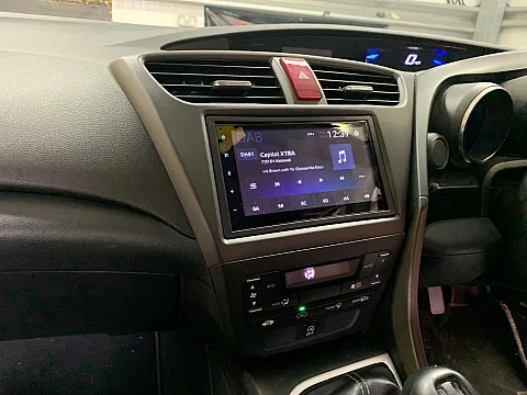 Honda Civic 2014 upgraded with Pioneer SPH-DA160DAB CarPlay stereo