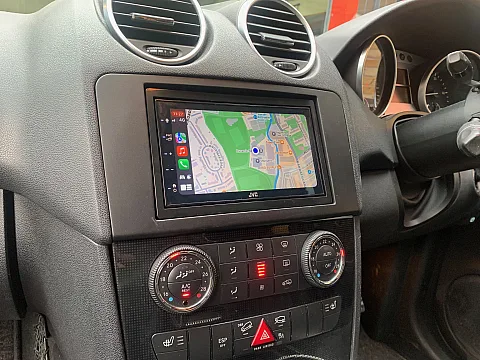 Mercedes ML 2009 upgraded with JVC KW-M560BT CarPlay Stereo