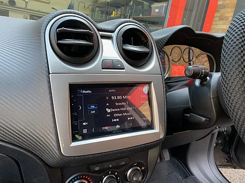 Alfa Romeo Mito 2009 upgraded Kenwood DMX5020DABS using our FKIT-ALFA-05 installation kit