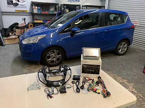 Ford B-Max 2013 model upgraded with Sony XAV-AX4050 Wireless CarPlay Stereo