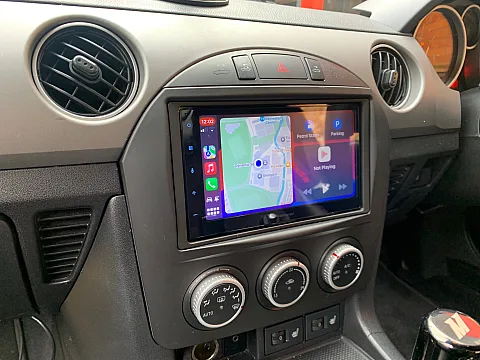 Mazda MX5 2010 upgraded with Pioneer SPH-DA160DAB CarPlay stereo & Reverse Camera