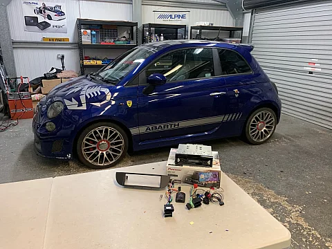 Fiat 500 2015 model upgraded with Pioneer SPH-10BT stereo