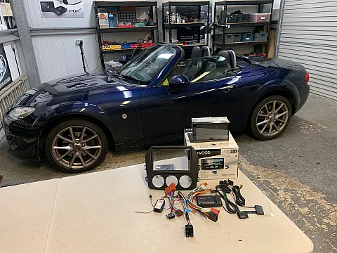 Mazda MX-5 2013 Upgraded with Kenwood DMX7722DABS CarPlay Stereo